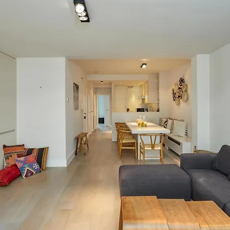 Unique Apt On The Lippenslaan! דירה