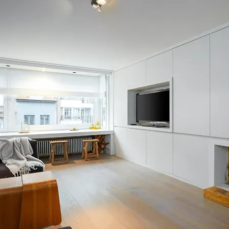 Unique Apt On The Lippenslaan! דירה *